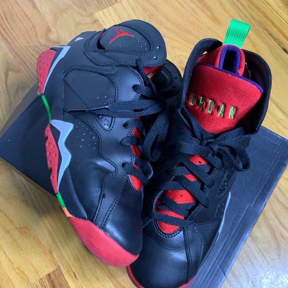 Sneakers - Picture 3 of 4